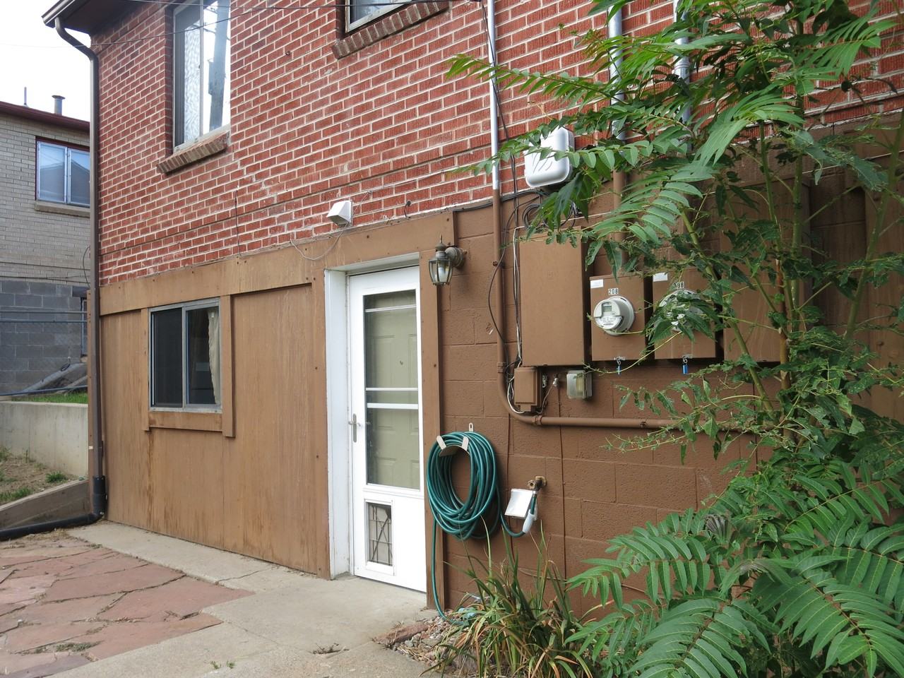 208 N Ford St #B - Photo 2 of 11