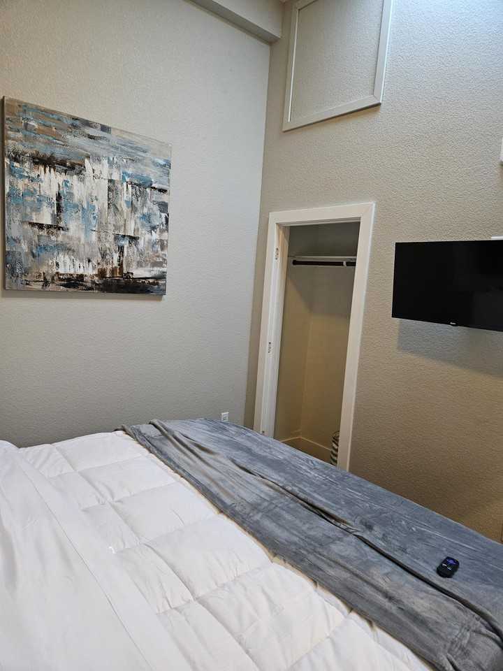 519 519 Main StreetUnit H #H - Photo 7 of 23