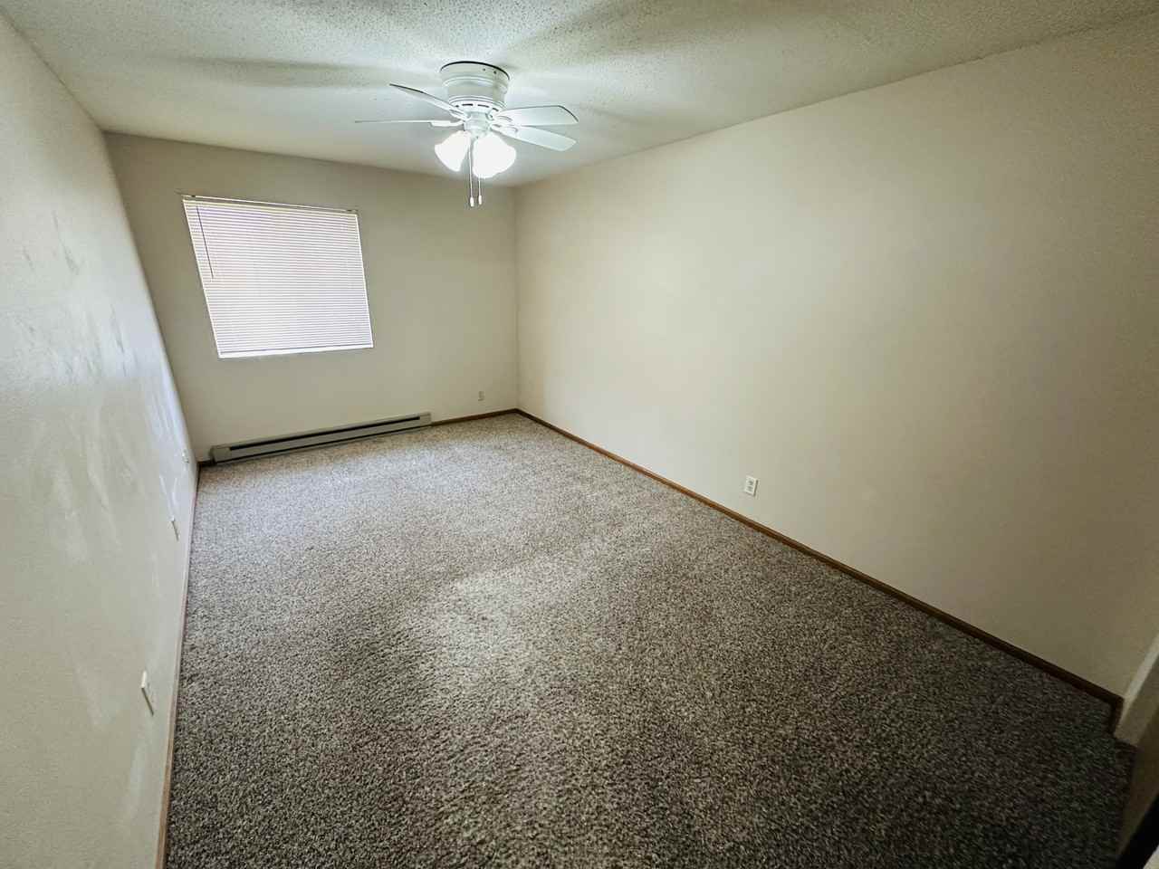 10 9th Ave Sw #9 - Photo 5 of 9