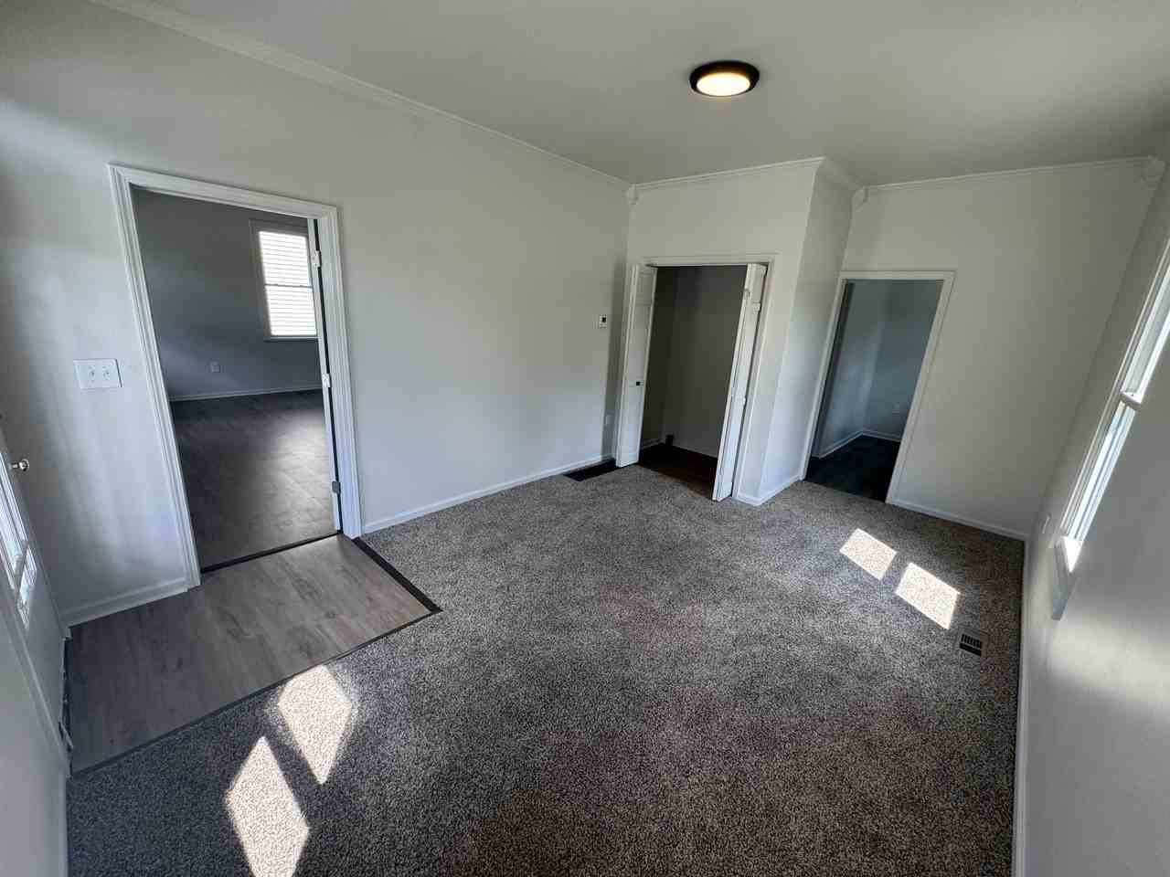 1004 Woodlawn Ave #A - Photo 2 of 8