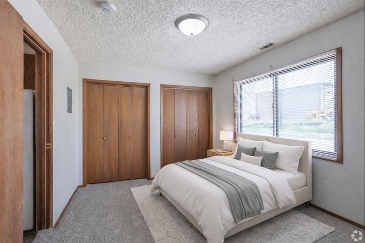 Residences on College Hill - Photo 6 of 34