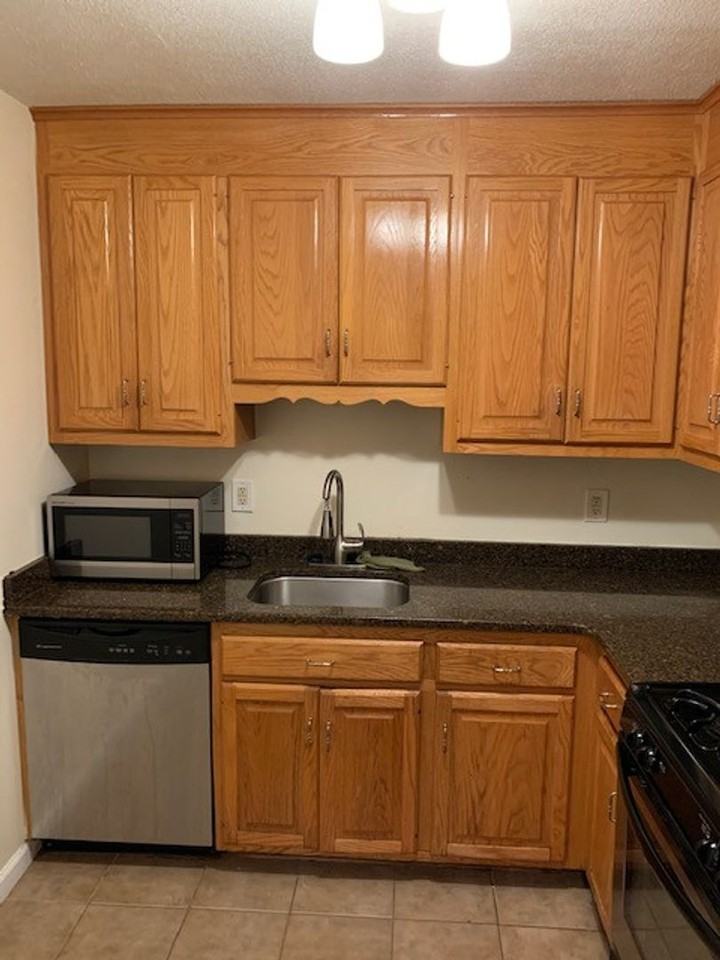 Park Royal - Photo 6 of 21