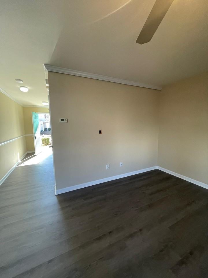 502 Kerriann Ln #1 - Photo 5 of 28