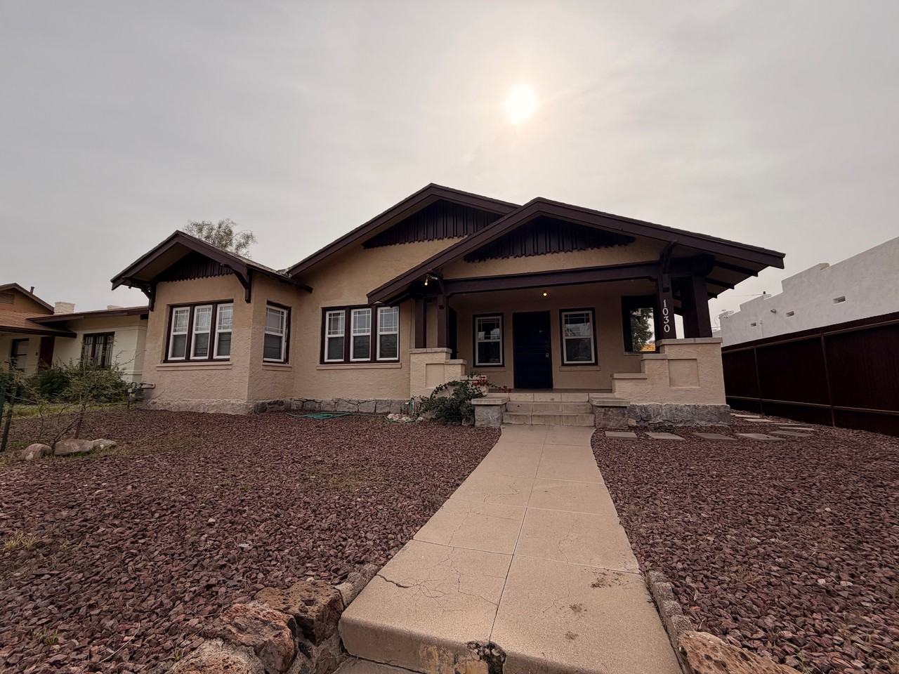 1030 E 7th St #1 - Photo 3 of 37