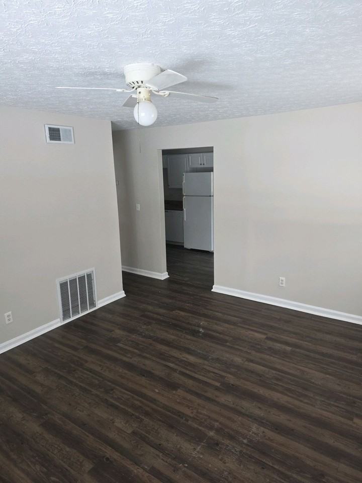 4816 Andalusia Ln #1 - Photo 4 of 35