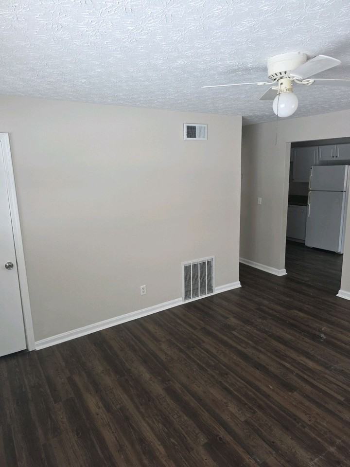 4816 Andalusia Ln #1 - Photo 5 of 35