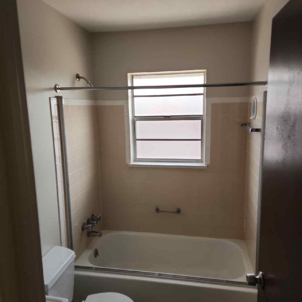 902 Sinclair StreetApt 3 #3 - Photo 7 of 17