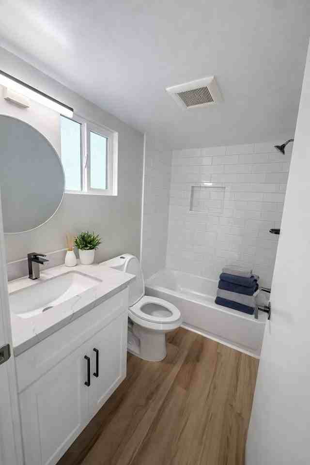 LB2464 (RUBS) - Photo 5 of 12