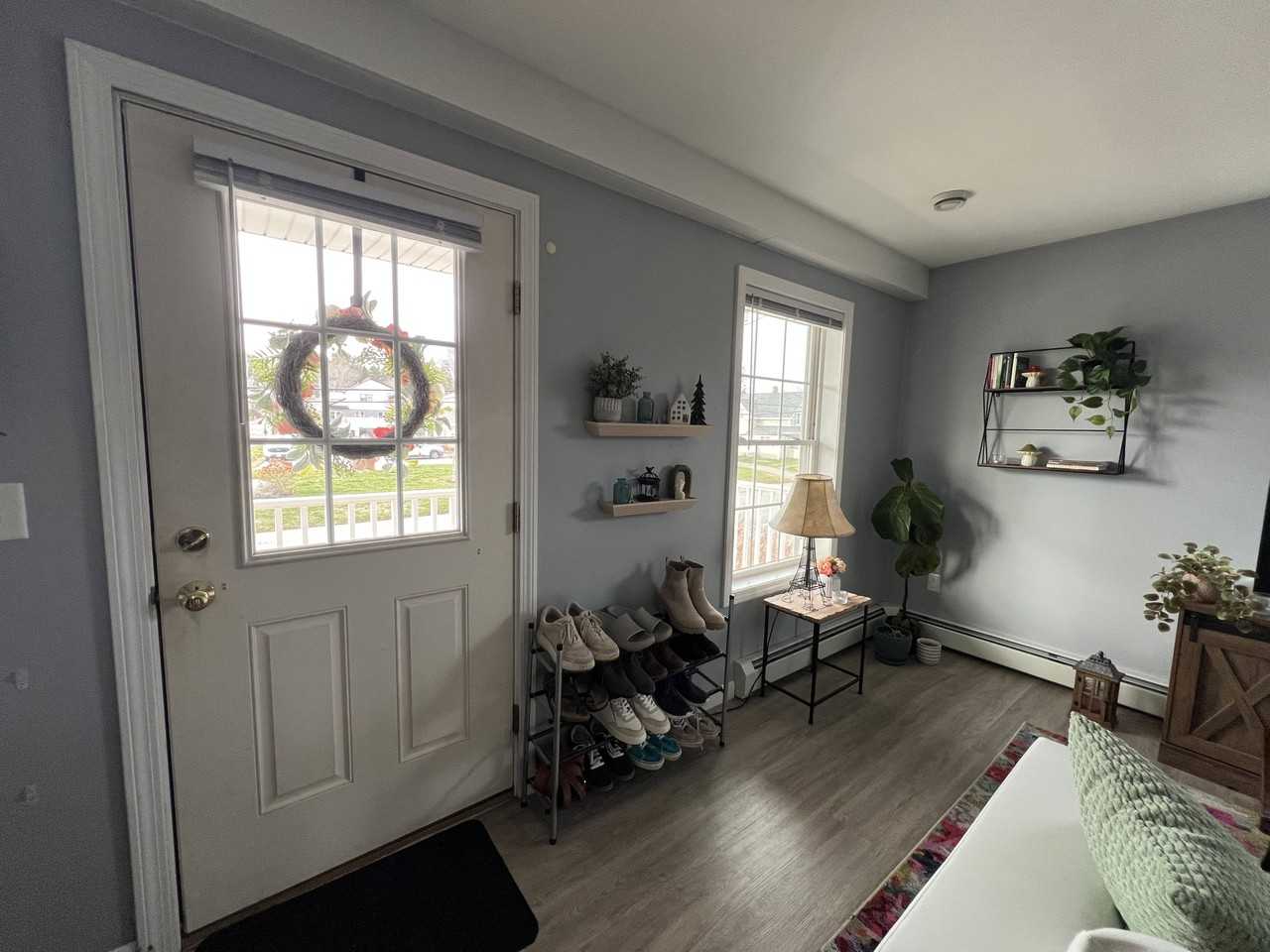 586 Main St #6 - Photo 2 of 26