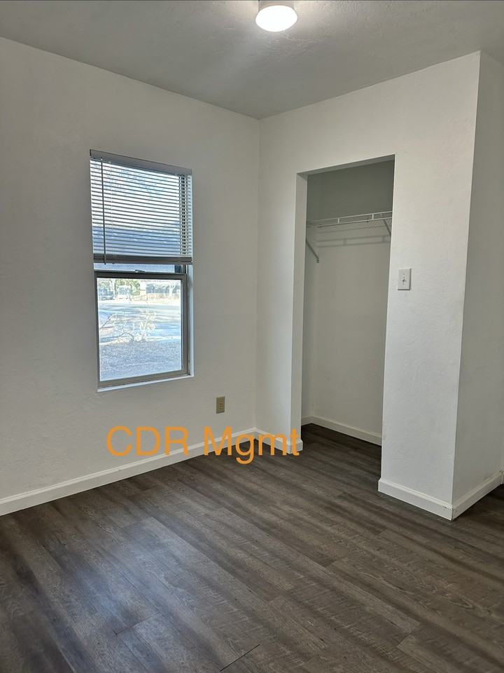 219 Harrison St #1 - Photo 3 of 22