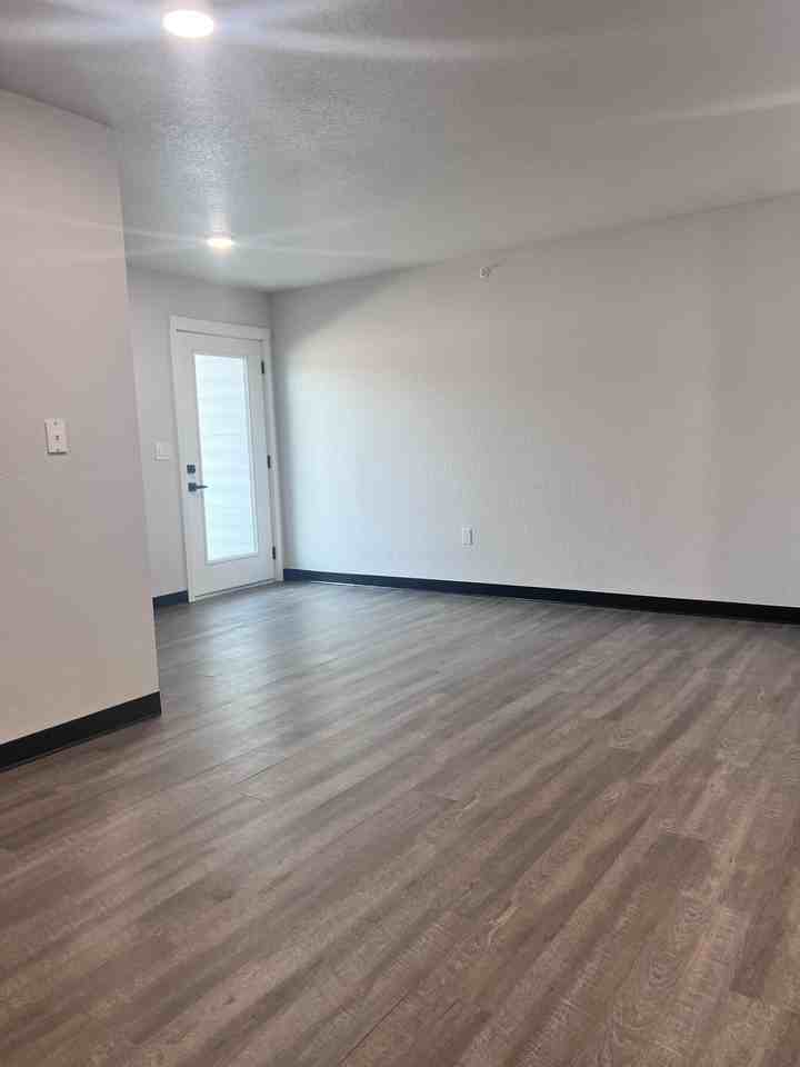 1808 South 7th AvenueApt. 76 - Photo 3 of 12