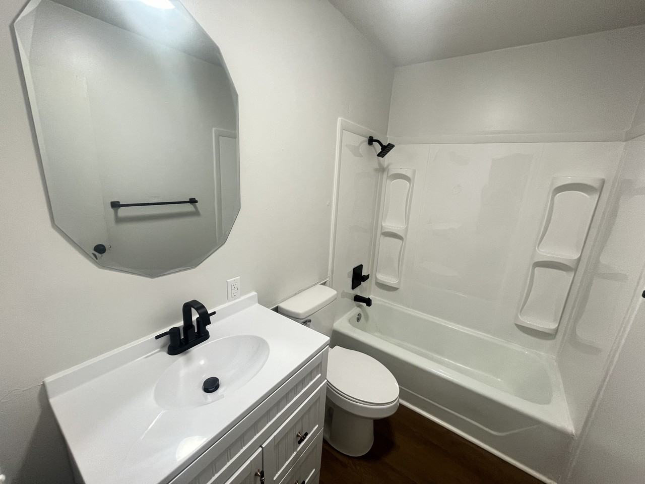 421 S Mulberry St #C - Photo 6 of 8