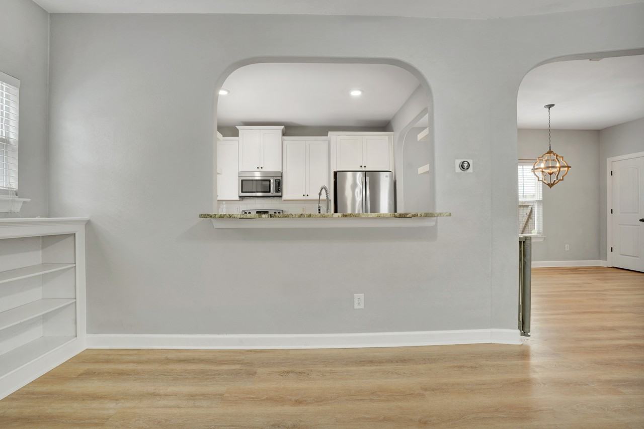 211 Thalia Rd #NA - Photo 6 of 34