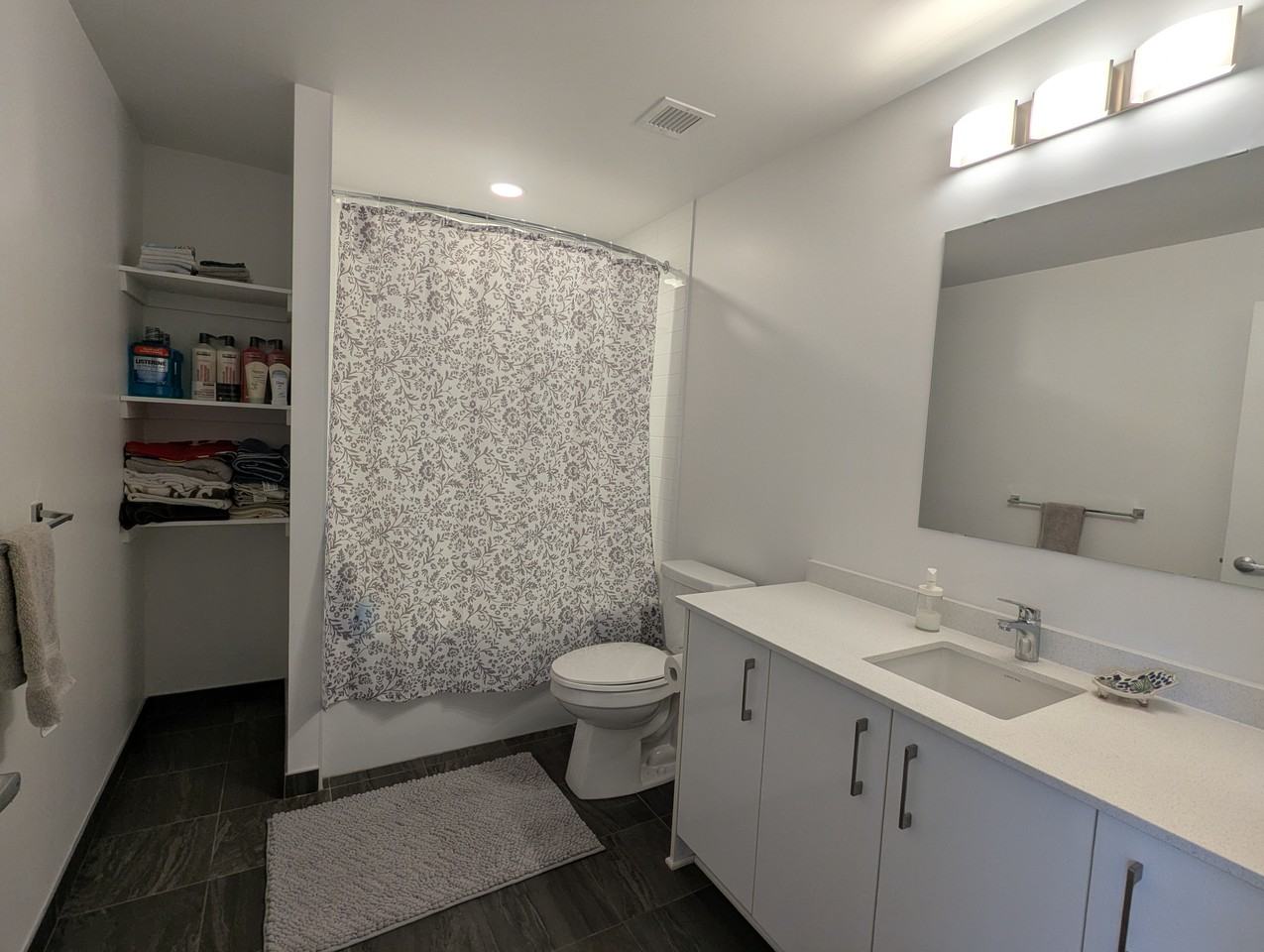 Scott St & Carruthers Ave #202 - Photo 5 of 11