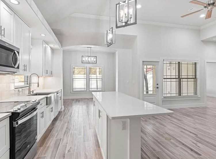 16 Justin Ct #1 - Photo 3 of 19