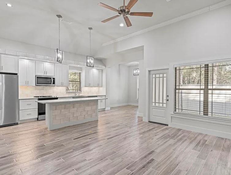 16 Justin Ct #1 - Photo 6 of 19