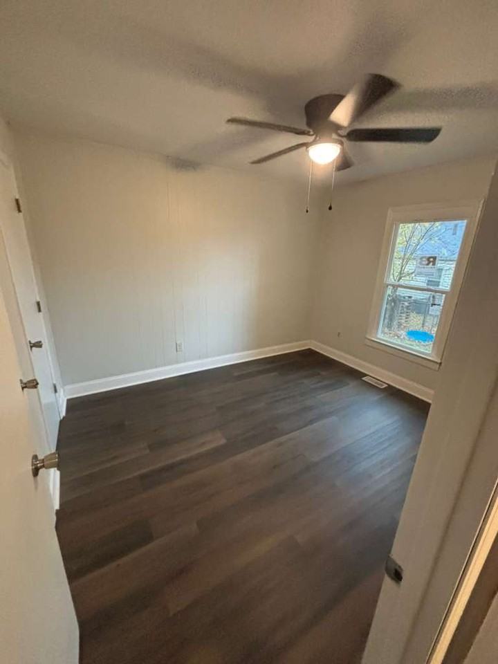 808 Culbreth Ave #F - Photo 6 of 8