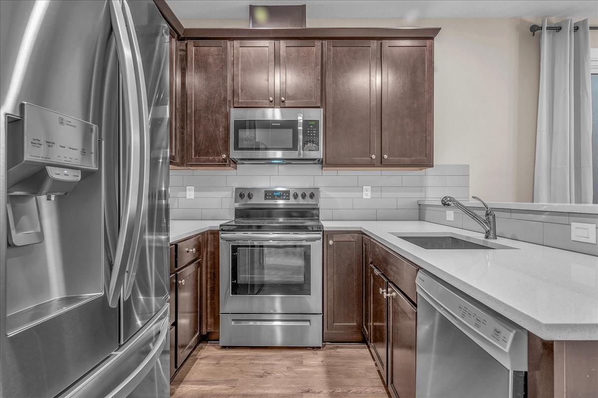 2736 Se 84th Ave #1 - Photo 2 of 15