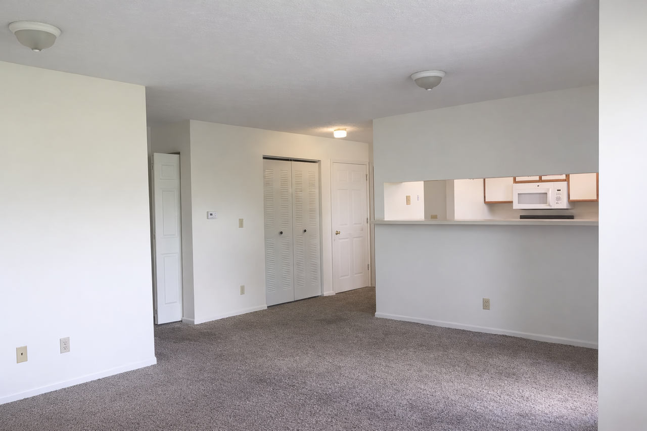 Barrington West - Photo 5 of 32