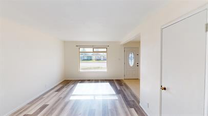 301 Walnut St - Photo 3 of 25