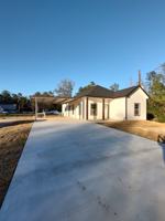 featured image of 390 Jordan Dr #1