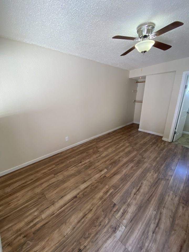 1251 Emerald Bay Rd #10 - Photo 4 of 10