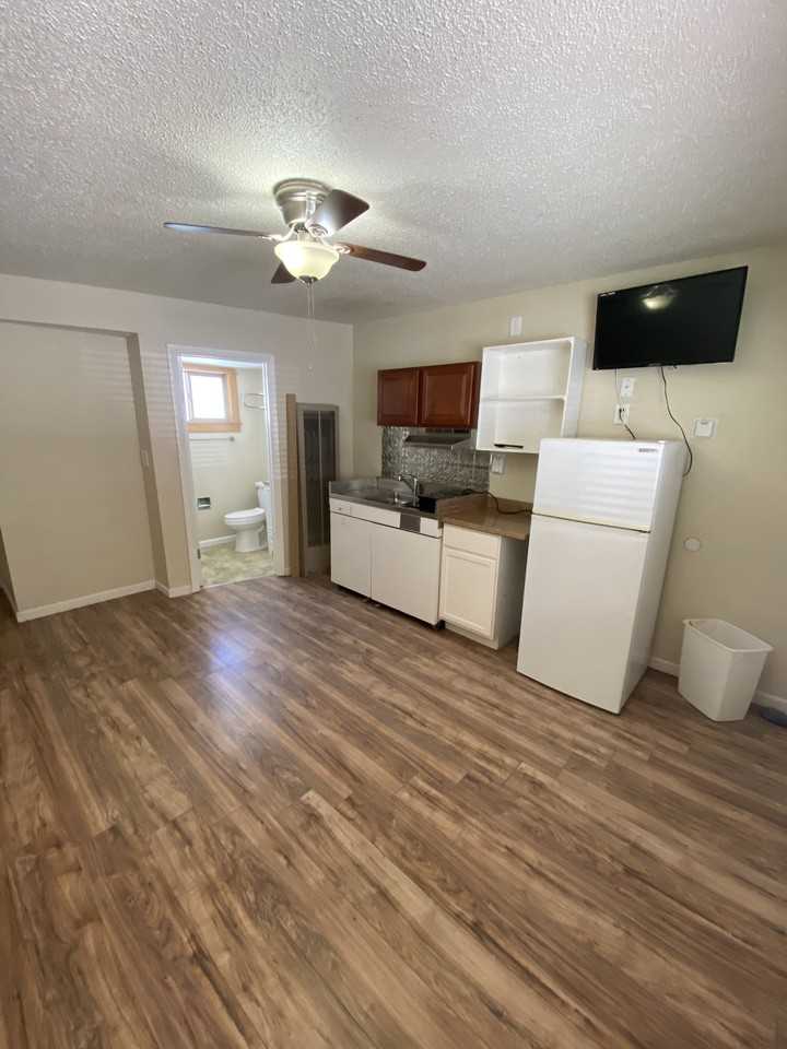 1251 Emerald Bay Rd #10 - Photo 5 of 10