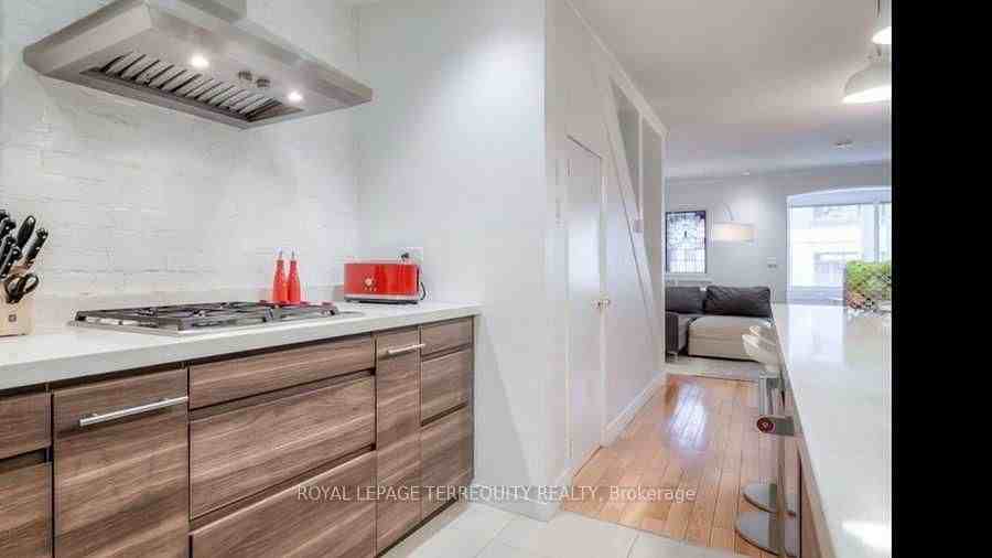 1760 Queen Street East - Photo 7 of 16