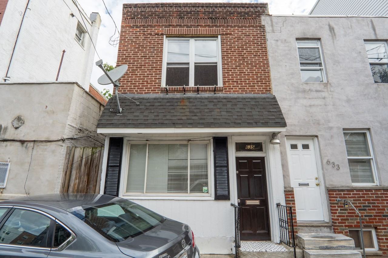 635 Dudley St - Photo 2 of 26