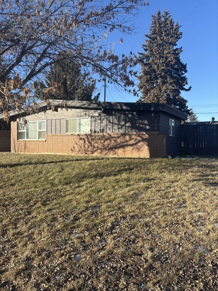 968 Stokes Ave #1 - Photo 2 of 15