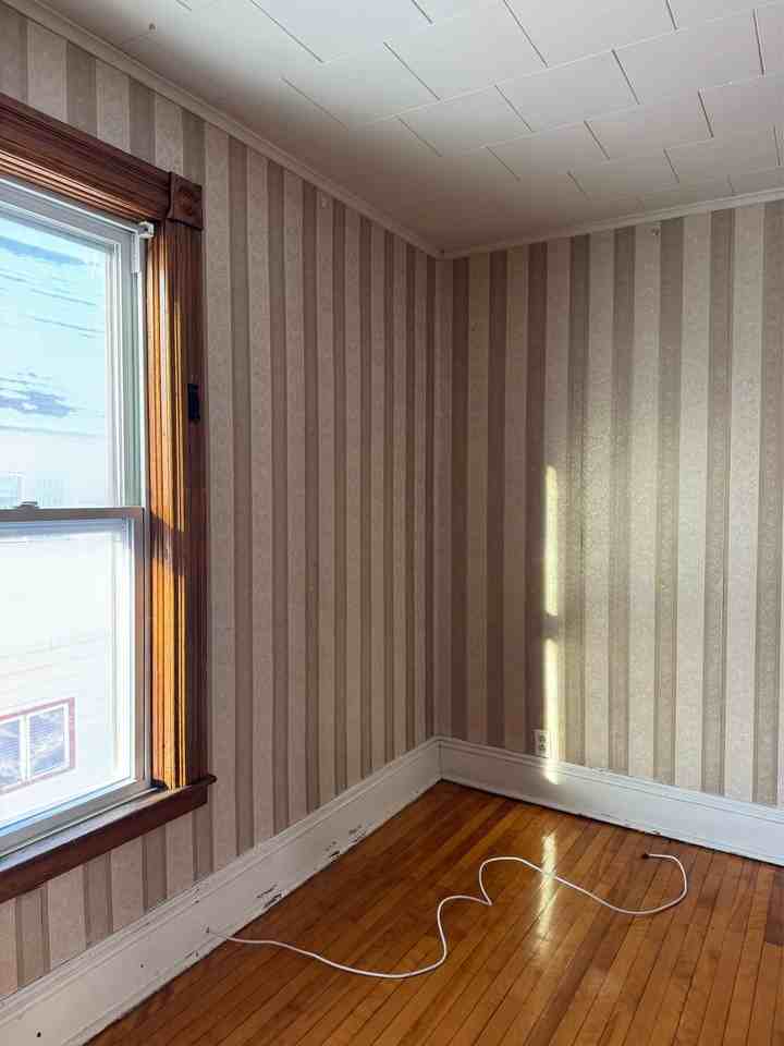 820 Shaw St #2 - Photo 4 of 8