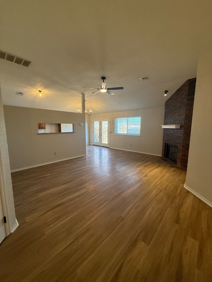 8232 Wilshire Ridge Dr #1 - Photo 2 of 20