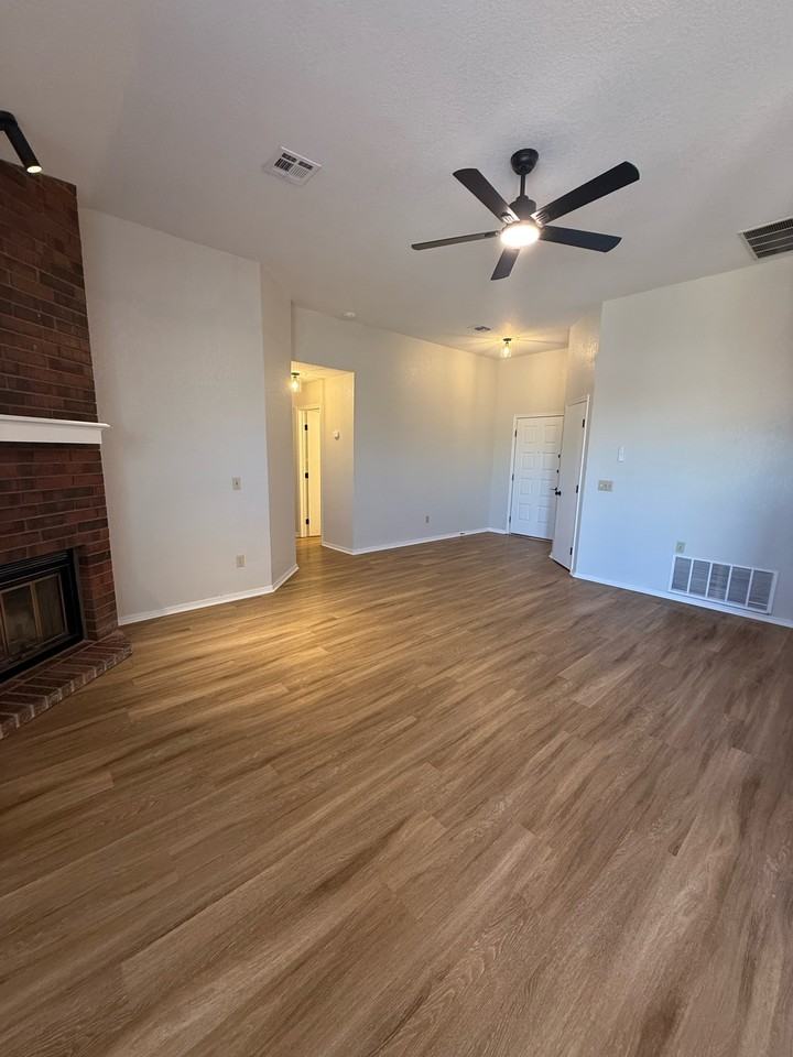 8232 Wilshire Ridge Dr #1 - Photo 4 of 20