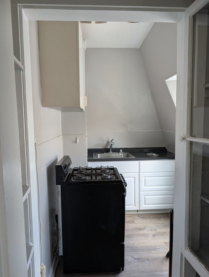 20 High St #3 - Photo 3 of 10