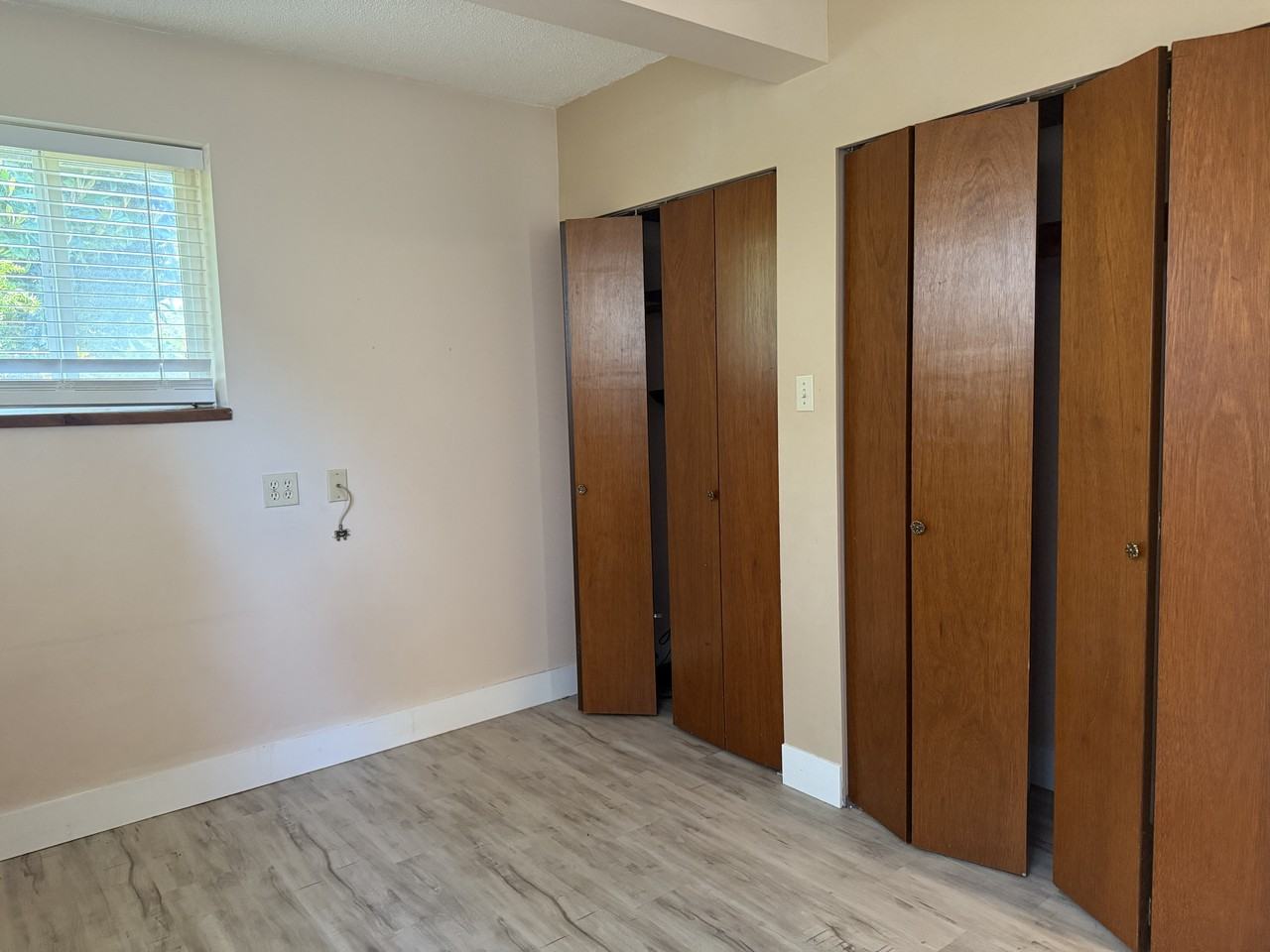 11825 91 Ave #1 - Photo 6 of 6