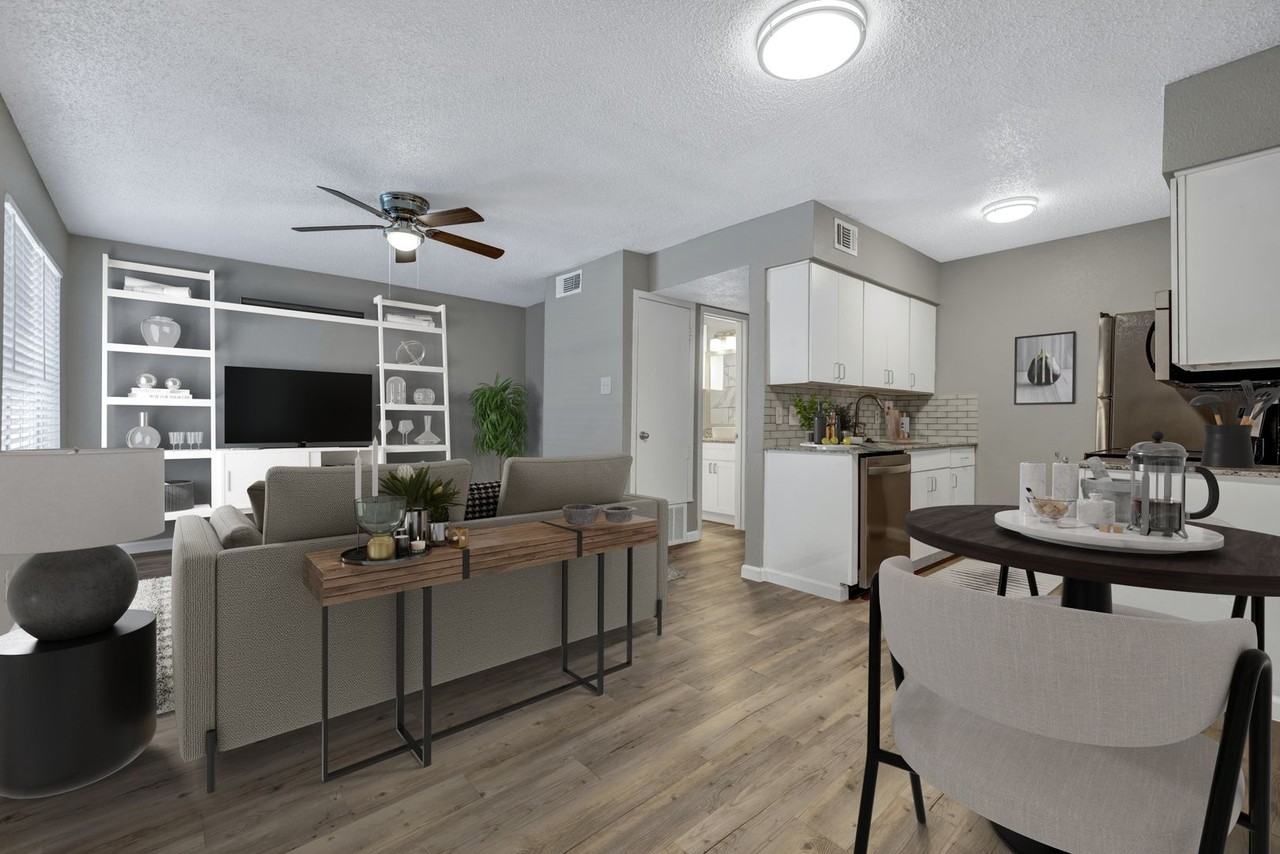 605 W Hutchison - Photo 3 of 9