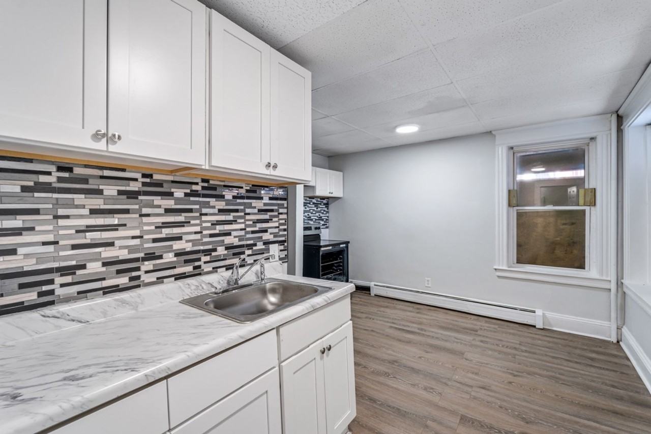 685 State St - Photo 6 of 12
