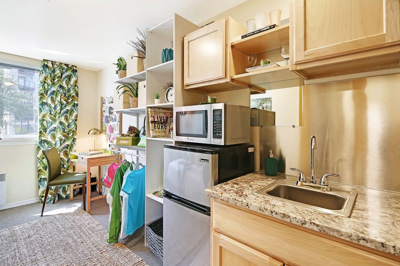 Convenient Apartments on Cap Hill! - Photo 5 of 31