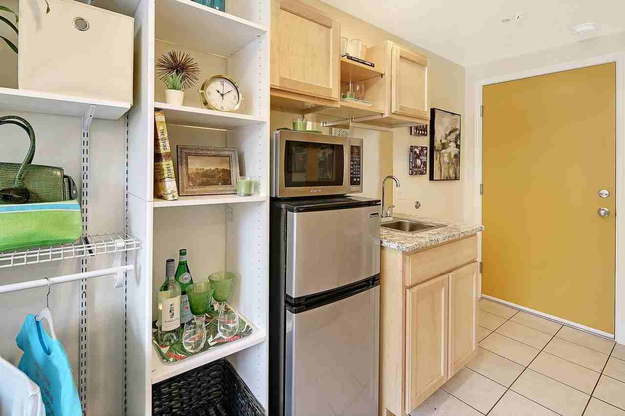 Convenient Apartments on Cap Hill! - Photo 7 of 31