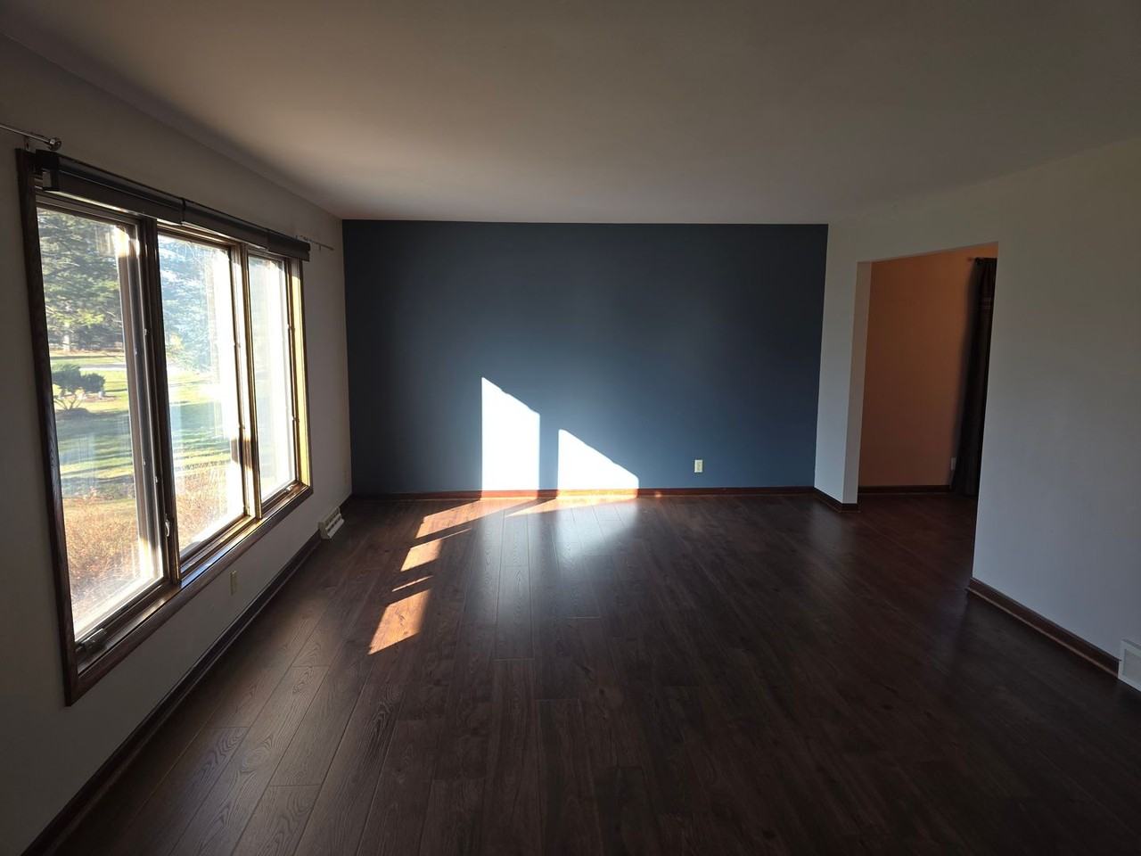 N67W28710 Longview St - Photo 2 of 44