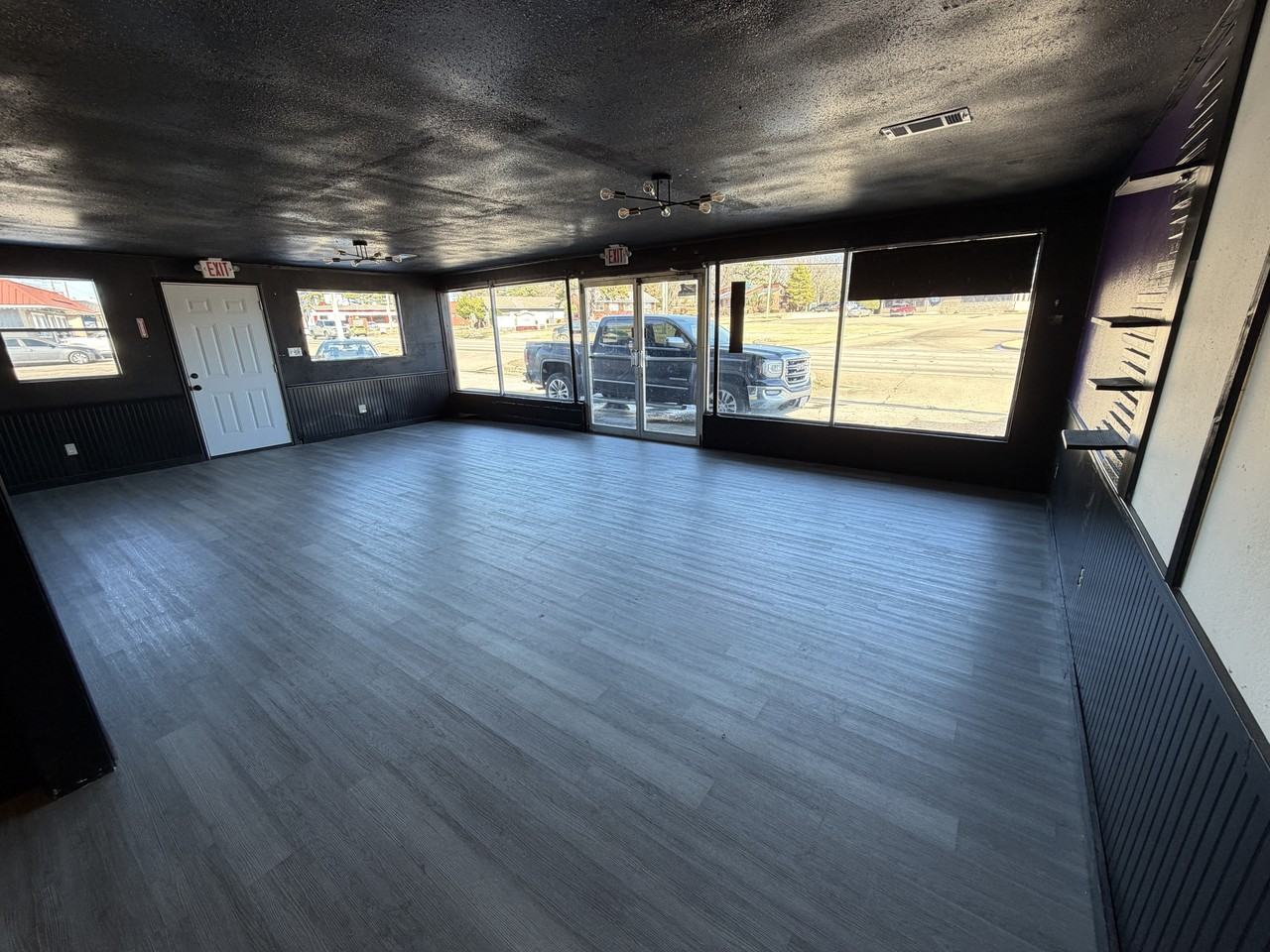 2105 N Broadway St #1 - Photo 5 of 14