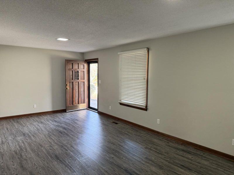 2309 Woodmont Dr #1 - Photo 2 of 8