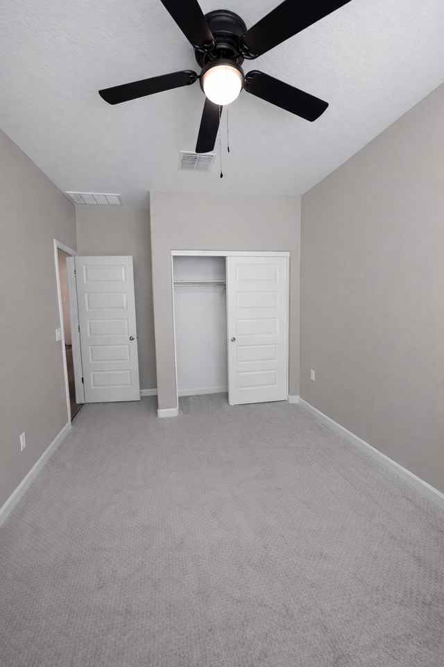 24208 W Ripple Rd #1 - Photo 4 of 11