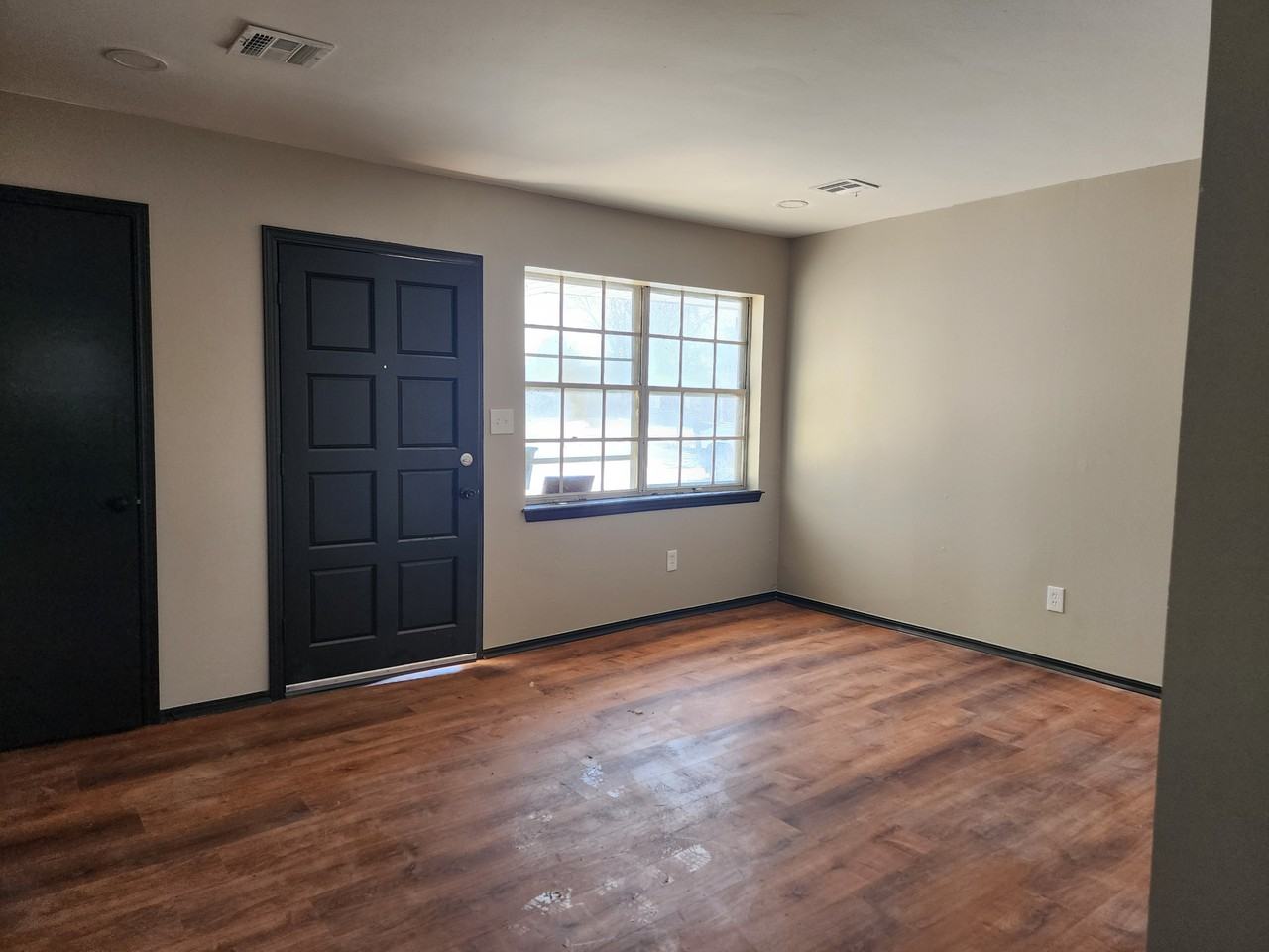 1310 Keystone Ln #1 - Photo 3 of 19