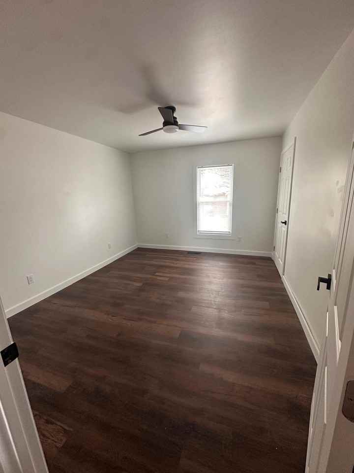 401 Holmes St #1 - Photo 2 of 16