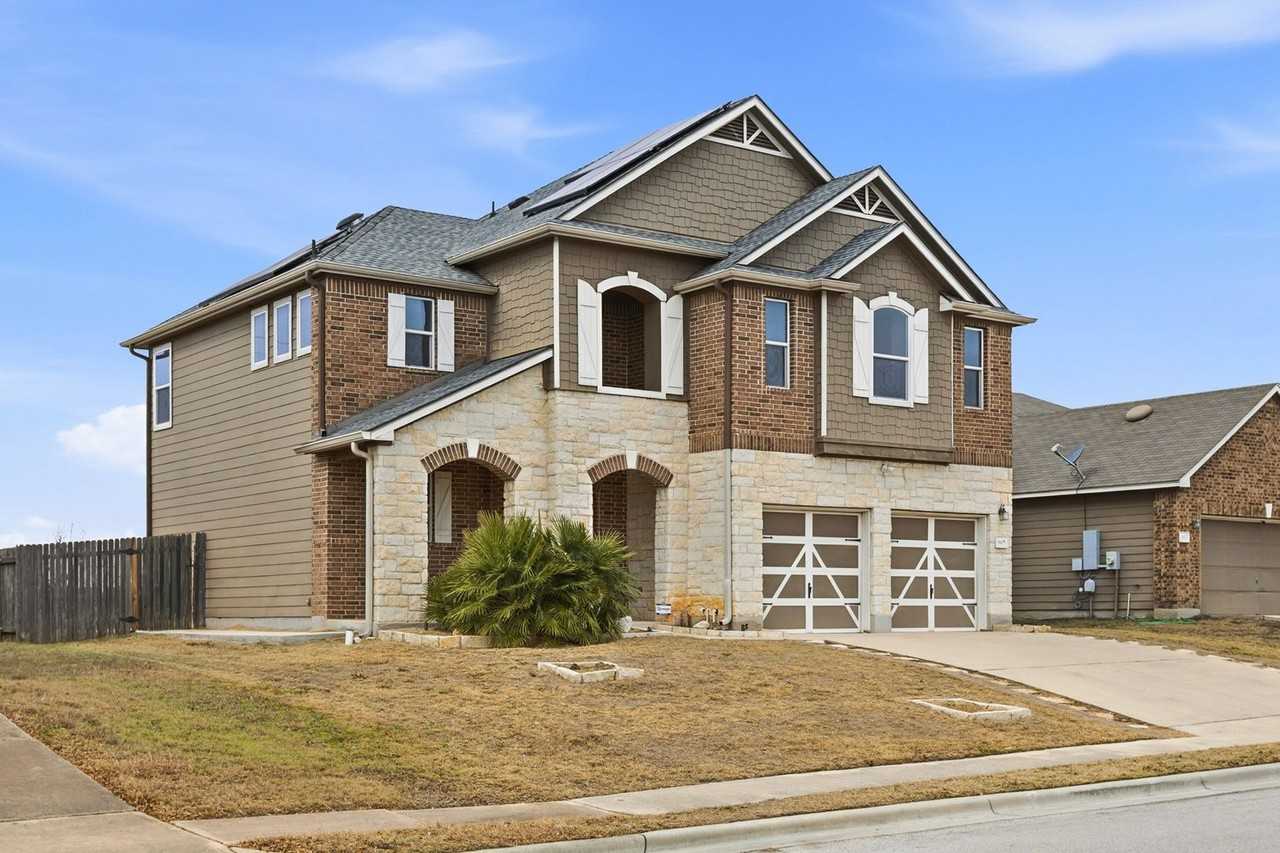 605 Saul St - Photo 2 of 28