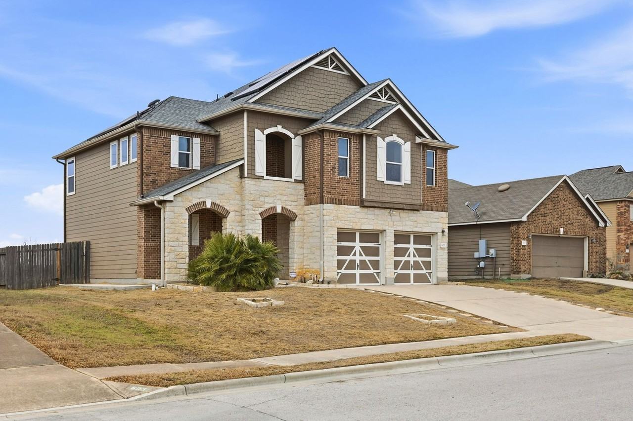 605 Saul St - Photo 5 of 28