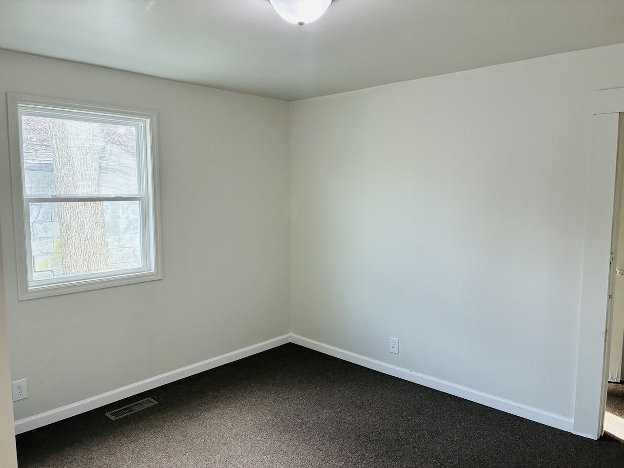 508 Riley St #1 - Photo 7 of 14