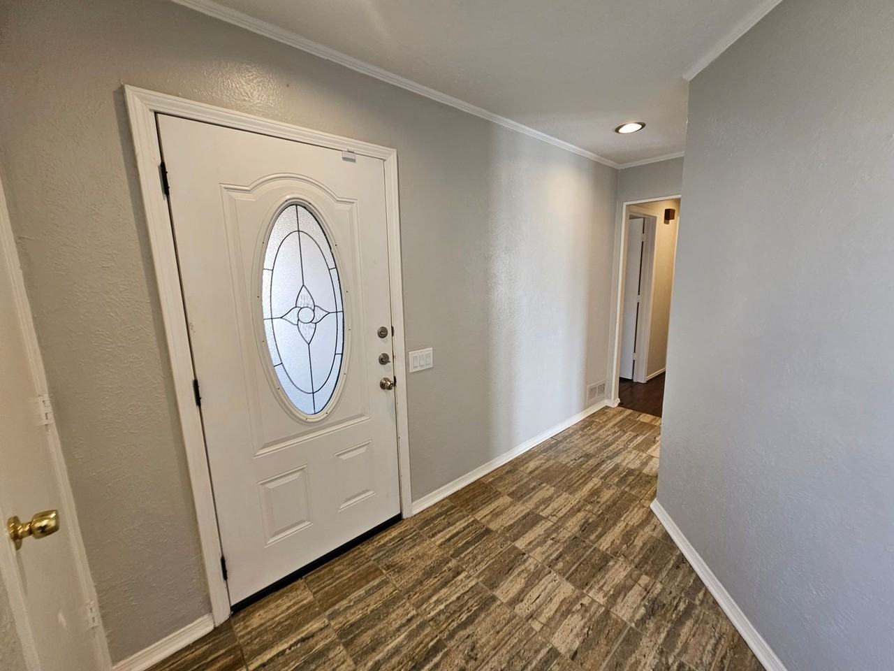 3213 Saddlehead Dr - Photo 3 of 35