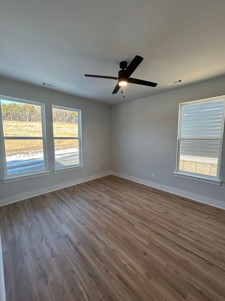 3119 W Tulsa St - Photo 6 of 24